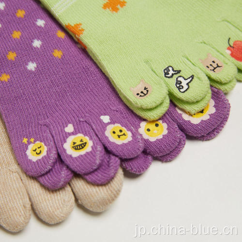 女の子の特別な5本の指の靴下